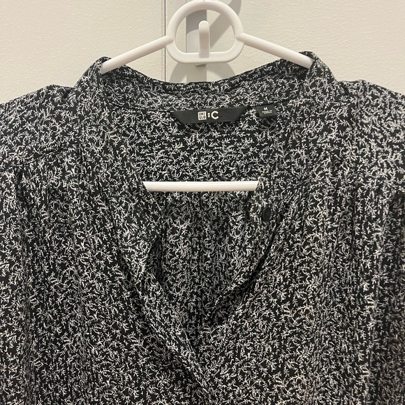 Uniqlo limited edition volume oversized top euc by Clare Waight Keller - Picture 3 of 13